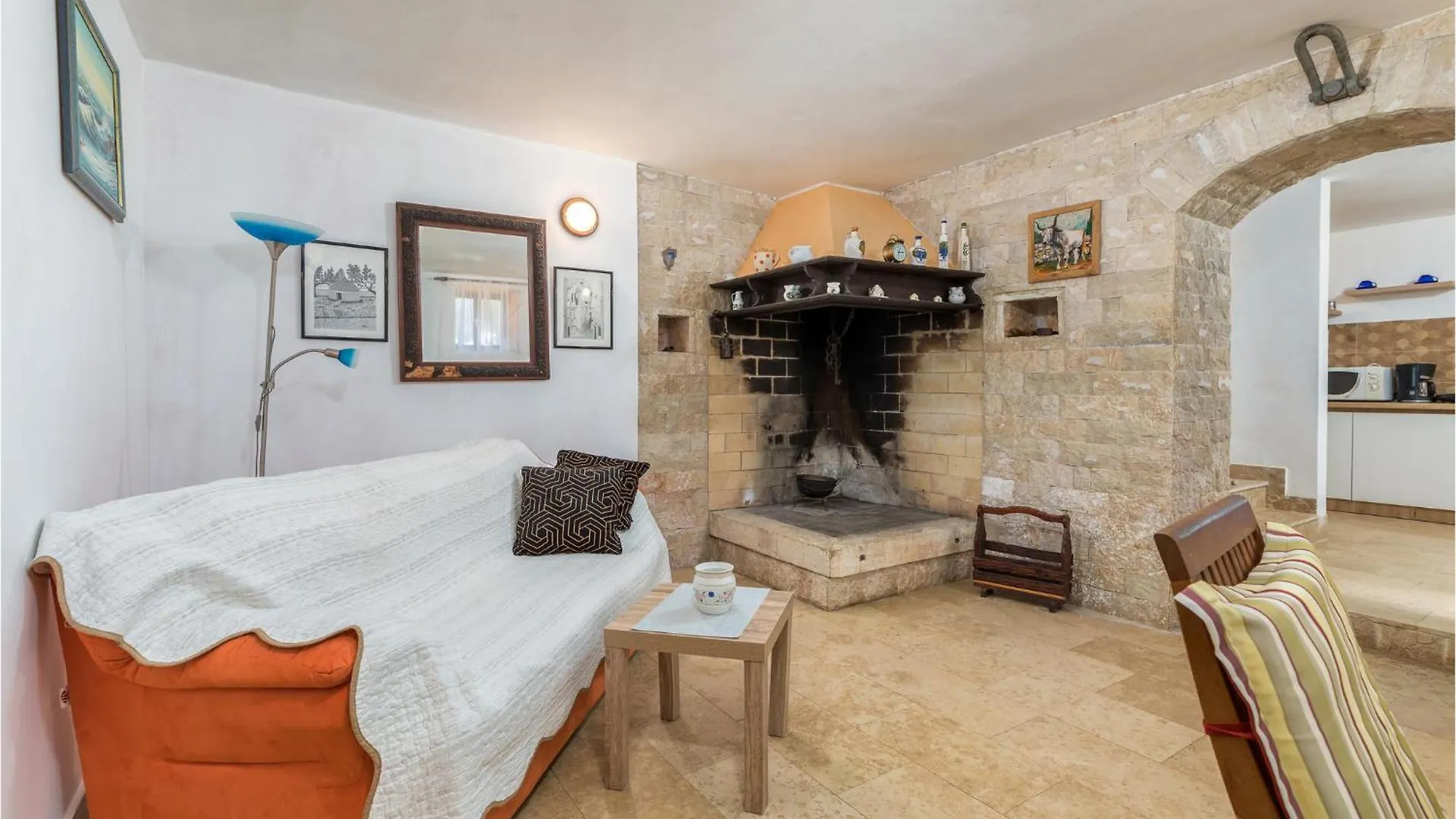 Beautiful Home In Vodnjan-Kacana With Wifi Holiday home Vodnjan