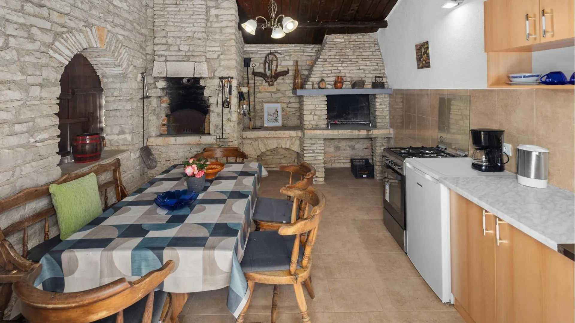 Beautiful Home In Vodnjan-Kacana With Wifi Vodnjan